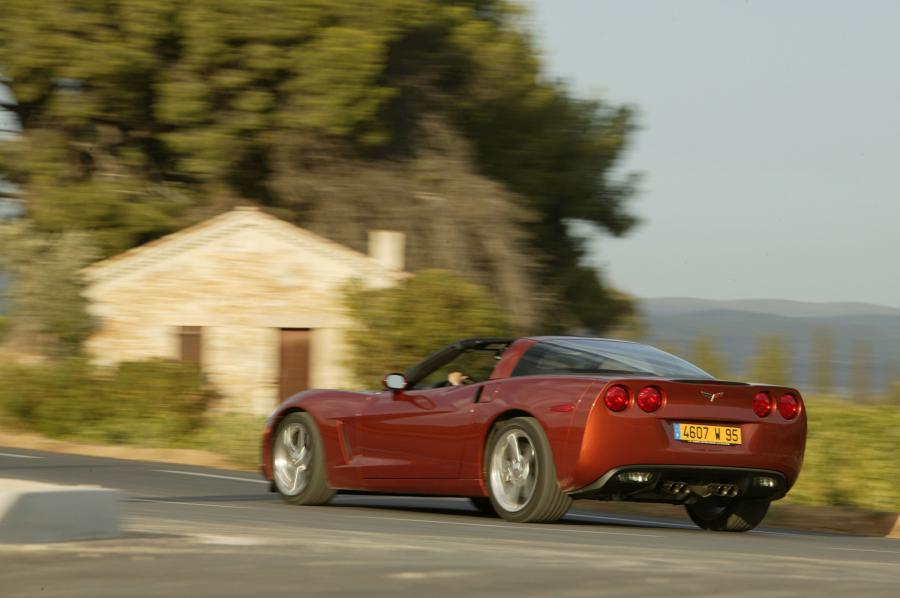  Chevrolet Corvette 2005 года  (фото 44 из 182)